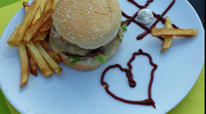 Tom Brasil - Un burger
