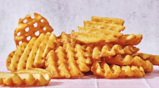 Bat Les Steaks - Cheesy waffle fries