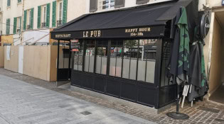 Le Pub - La façade