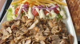 Naan Fusion - Une assiette kebab