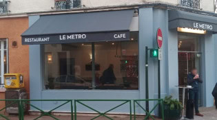 Le Metro - La façade