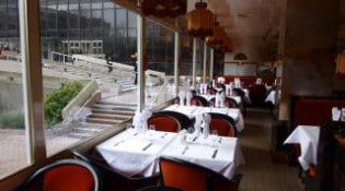 Le Philosophe - La salle de restauration 
