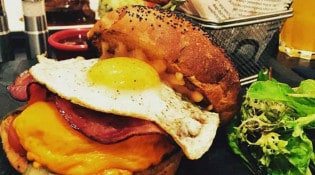 Kydam - Un burger et frites 
