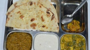 Apna Punjab Restaurant - Le thali