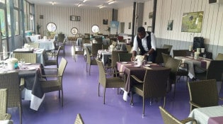 L'Oasis Café - La salle de restauration