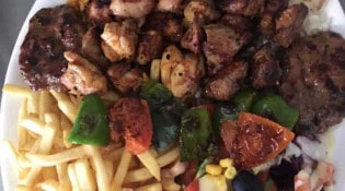 Süper Kebab - Une assiette