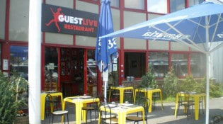 Guestlive Restaurant - La façade du restaurant