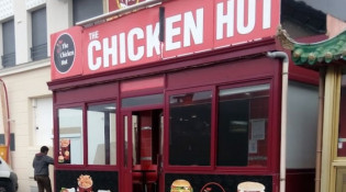 Chicken Hut - La façade