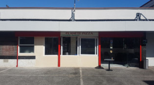 Planète Pizza - La façade