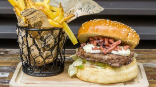 L'Atelier des pizzas - Un burger, frites