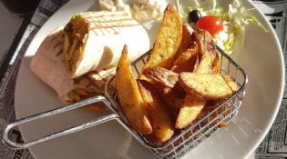 La brasserie française - Un tacos avec frites