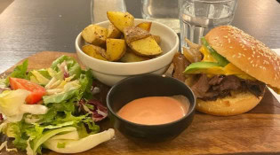 La Tradition - Un burger, frites
