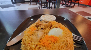 Gold Chicken - Dum biryani