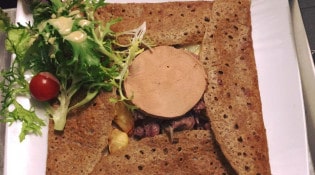 Marché Ô Crêpes - Une périgourdine ( gésiers de poulet, pomme de terre, oignons, mousse de foie de canard