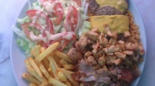 Chez Cihan - Une assiette de la maison 