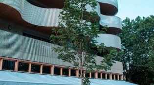 Le Quai 8 - la façade