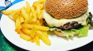 Le Boulibar - Un burger et frites 