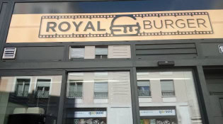 Royal Burger - La façade