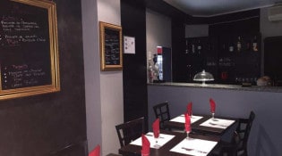 Le Code Bar Restaurant - La salle de restauration