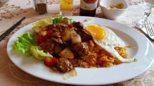 La Petite Table de Saïgon. - Un plat