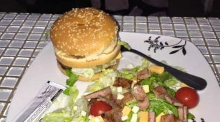 O'crystal - Une assiette burger 