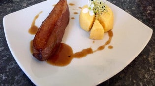 O'Gourmet - Magret de canard poêlé et son polenta au parmesan sauce O'gourmet