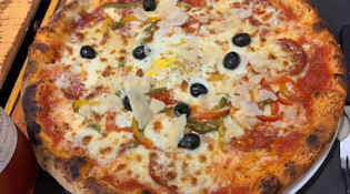 Le Four De Marco - Une pizza