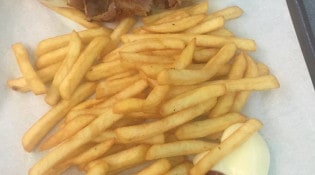 Chalet du vexin - Un kebab et frites 
