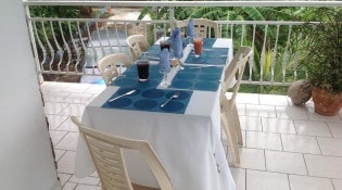 Cote-Est - La terrasse