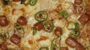 Fast pizz2 - Une pizza saussisse