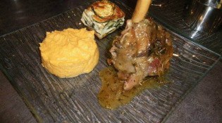 Palmeraie - Souris d'agneau au thym et romarin avec un écrasé persillé