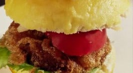 Le Café Des Salazes - Un burger