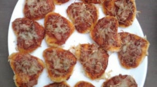 Le Calynta - Minis pizzas saucisse de poulet emmental