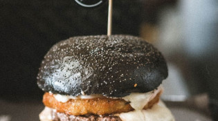 Black And White burger - Un bouger