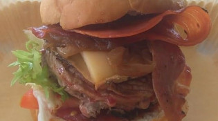 Des tours gourmands - Un burger