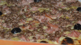 Esta Fête Pizza - Une pizza
