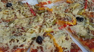 La Kaza Pizz - Pizza