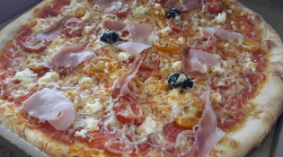 La pizza des 5 villages - une pizza