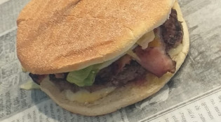 Le P'tit Comtois - Un burger