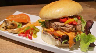 Le Petit Truck De Sam - un burger