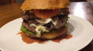 Les Charmes du Burger - Un burger 