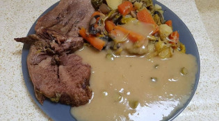 Les Délices De Kitou - Langue de boeuf sauce madere