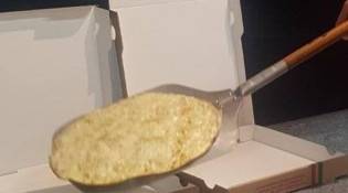 Lyly pizza - Une pizza