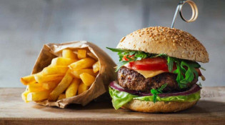 M&M Burger - Un burger et frites 