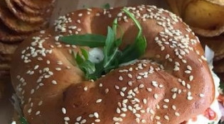 Nas stee Kitchen - Un bagel, frites