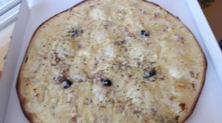 Stop Pizza - Une pizza blanche