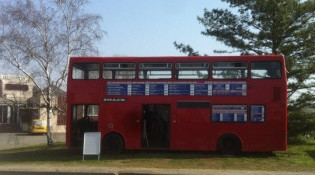 The Snack Bus - Le bus
