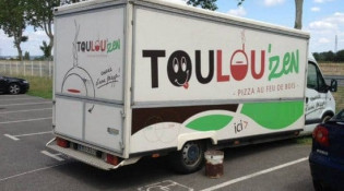 Toulou'zen pizza - Une autre vue du food-truck