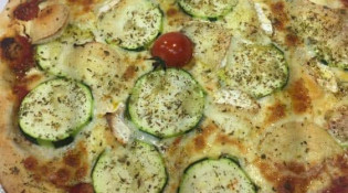 Veronique et laurent - Une pizza